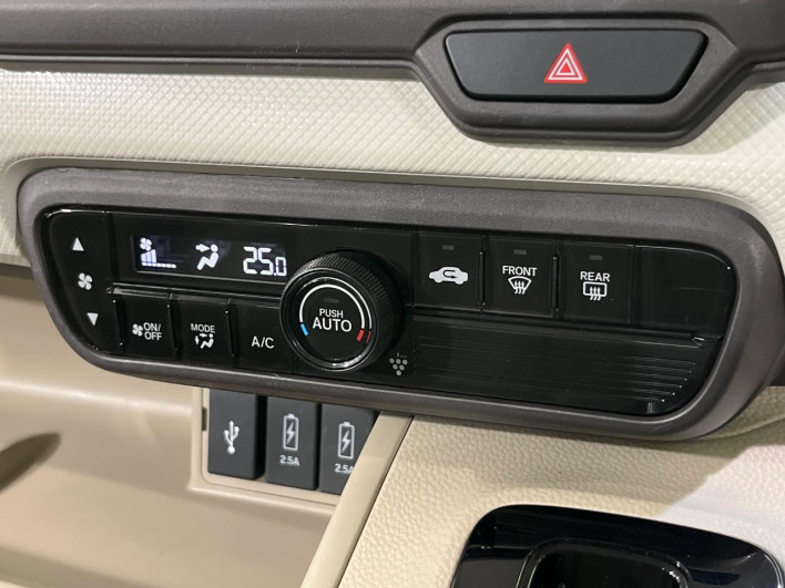 2019 Honda N-BOX DBA-JF3 (UW-6a375594bd18e)[10]