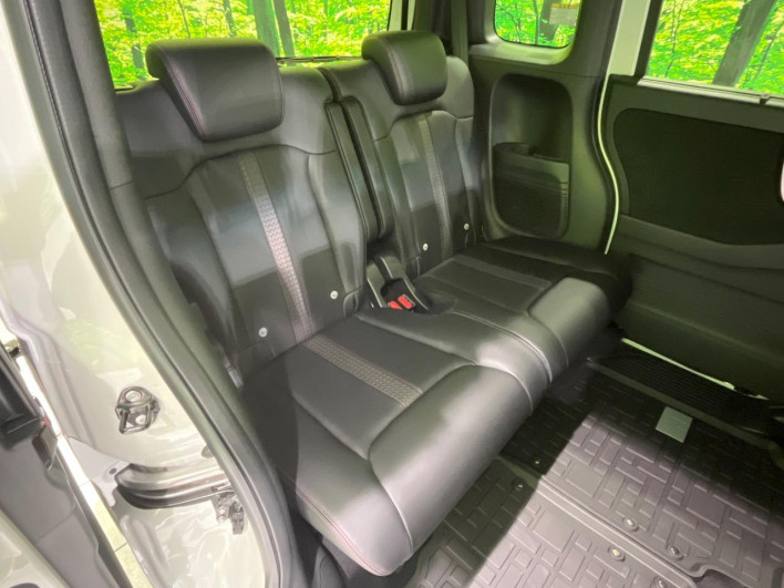 2022 Honda N-BOX CUSTOM 6BA-JF3 (UW-6a375596dffb0)[10]
