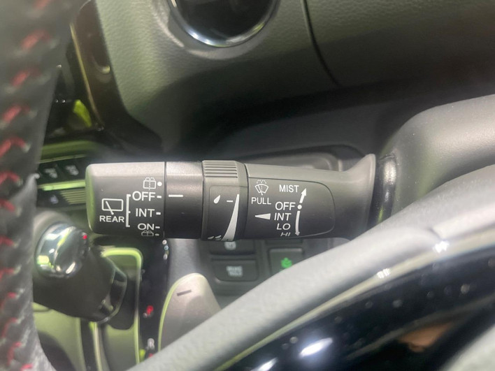 2022 Honda N-BOX CUSTOM 6BA-JF3 (UW-6a375596dffb0)[20]