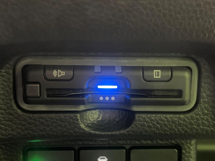 2022 Honda N-BOX CUSTOM 6BA-JF3 (UW-6a375596dffb0)[26]