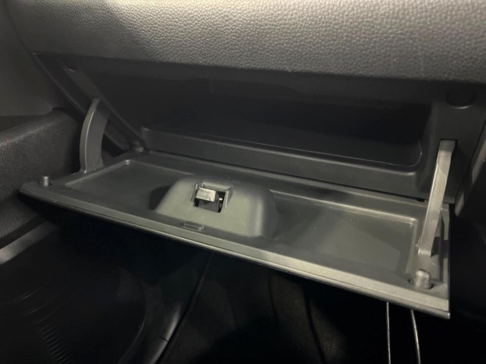 2023 Honda N-BOX CUSTOM 6BA-JF3 (UW-6a3755978cdf0)[28]