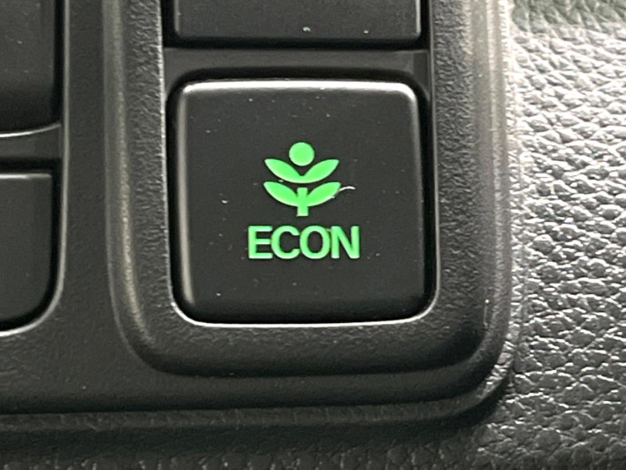 2023 Honda N-BOX CUSTOM 6BA-JF3 (UW-6a3755978cdf0)[23]