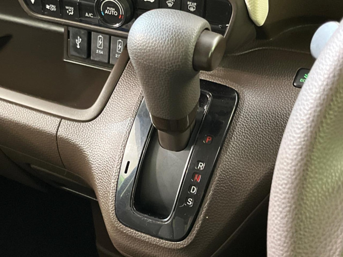 2021 Honda N-BOX 6BA-JF3 (UW-6a3755988c186)[25]