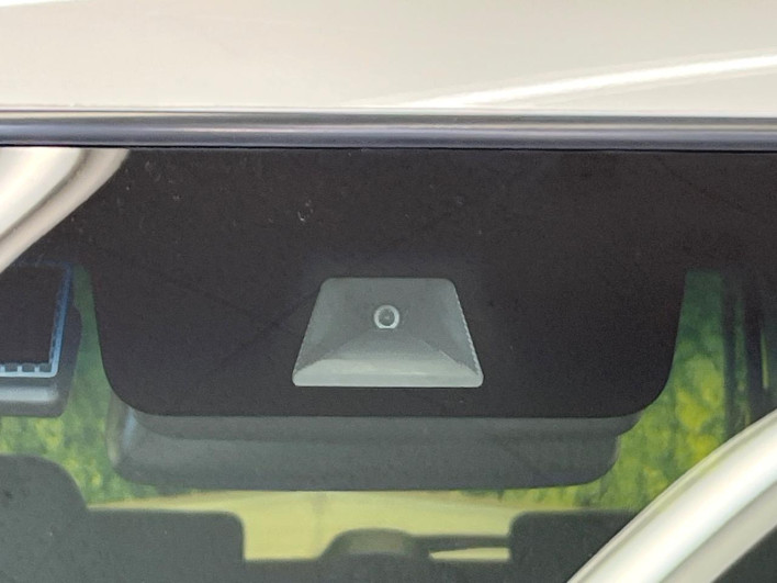 2022 Honda N-BOX CUSTOM 6BA-JF3 (UW-6a37559b09858)[4]
