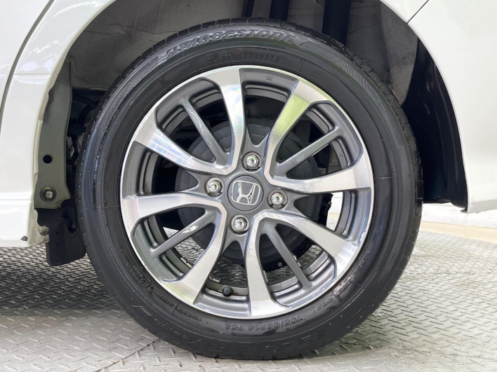 2022 Honda N-BOX CUSTOM 6BA-JF3 (UW-6a37559b09858)[19]