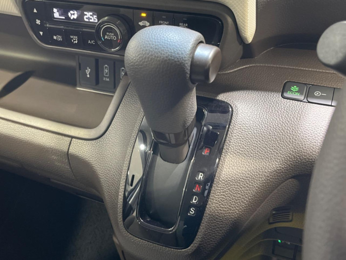 2021 Honda N-BOX 6BA-JF4 (UW-6a37559dde8a2)[16]