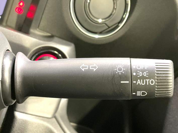 2024 Honda N-BOX CUSTOM 6BA-JF5 (UW-6a3755a0df4cd)[20]