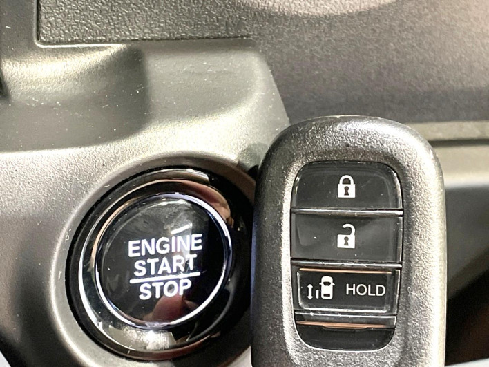 2024 Honda N-BOX CUSTOM 6BA-JF5 (UW-6a3755a0df4cd)[9]