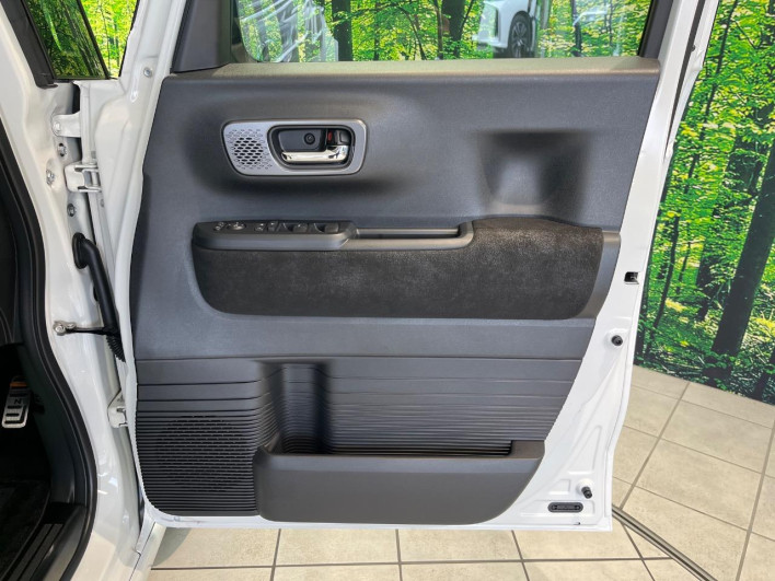 2024 Honda N-BOX CUSTOM 6BA-JF5 (UW-6a3755aa079c0)[14]