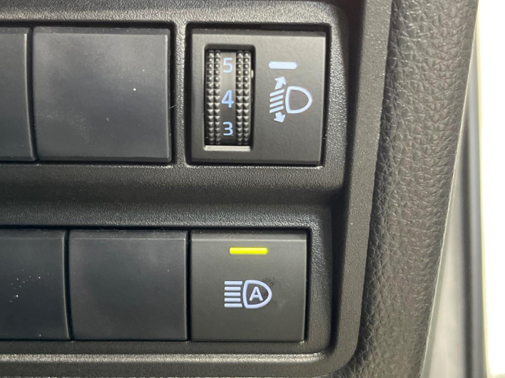 2021 Toyota Yaris 5BA-KSP210 (UW-6a3755c5f0154)[23]