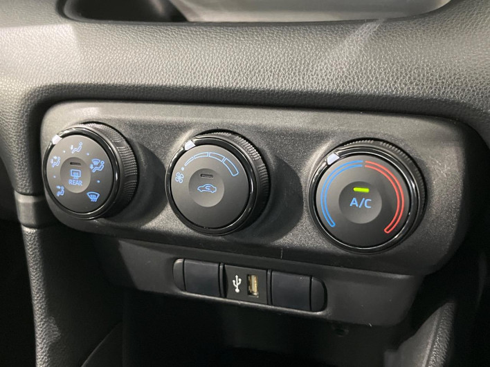 2021 Toyota Yaris 5BA-KSP210 (UW-6a3755c5f0154)[12]