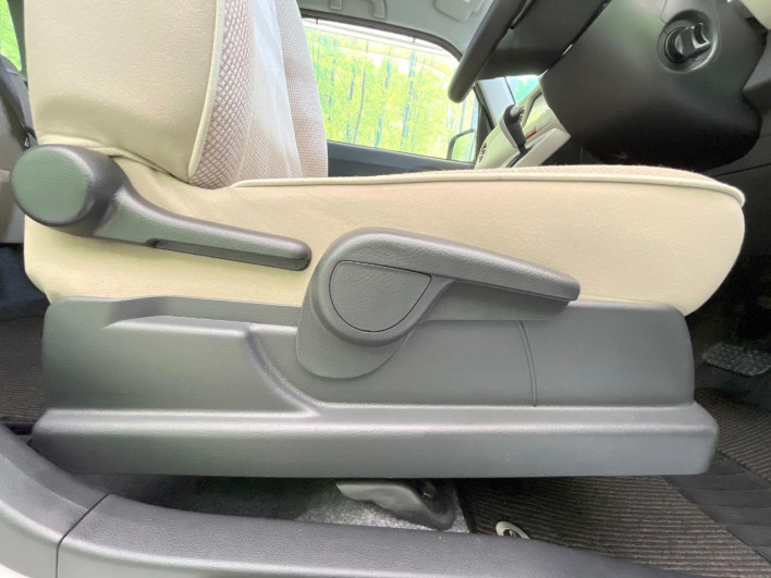 2015 Daihatsu Mira Cocoa DBA-L675S (UW-6a3755c90227d)[13]