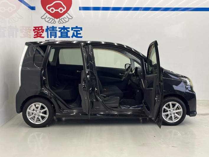 2014 Daihatsu Move DBA-LA100S (UW-6a3755ca71787)[21]
