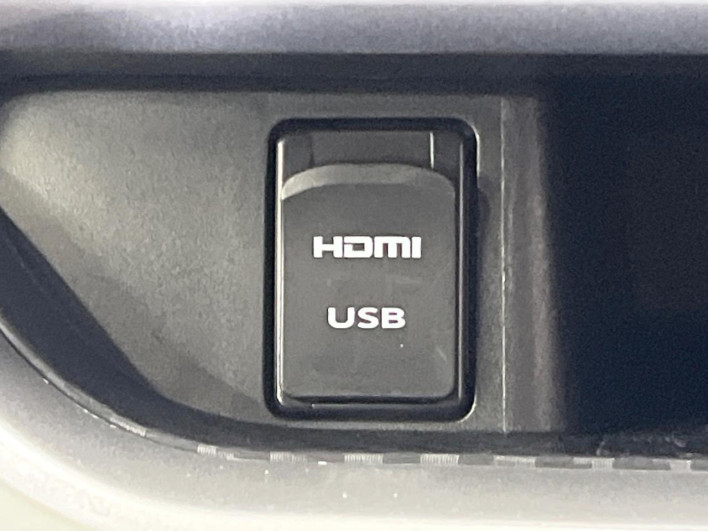 2015 Daihatsu Cast DBA-LA250S (UW-6a3755ce6a037)[23]