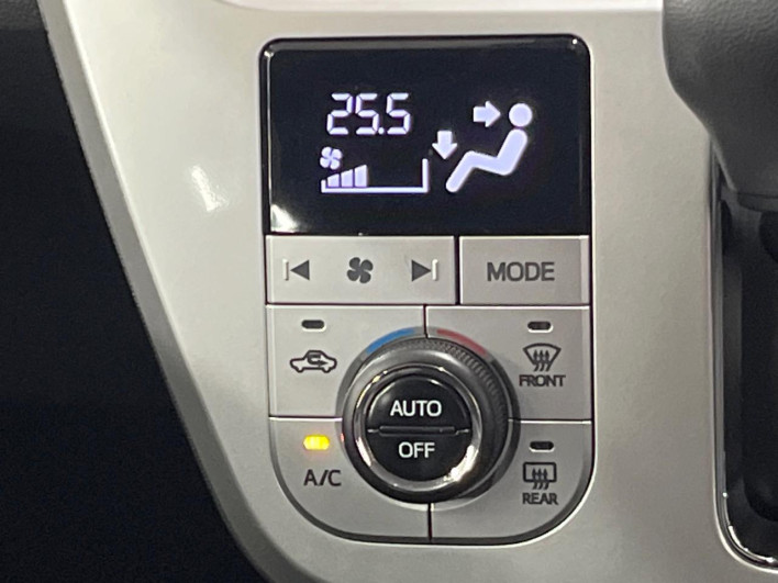 2015 Daihatsu Cast DBA-LA250S (UW-6a3755ce6a037)[14]