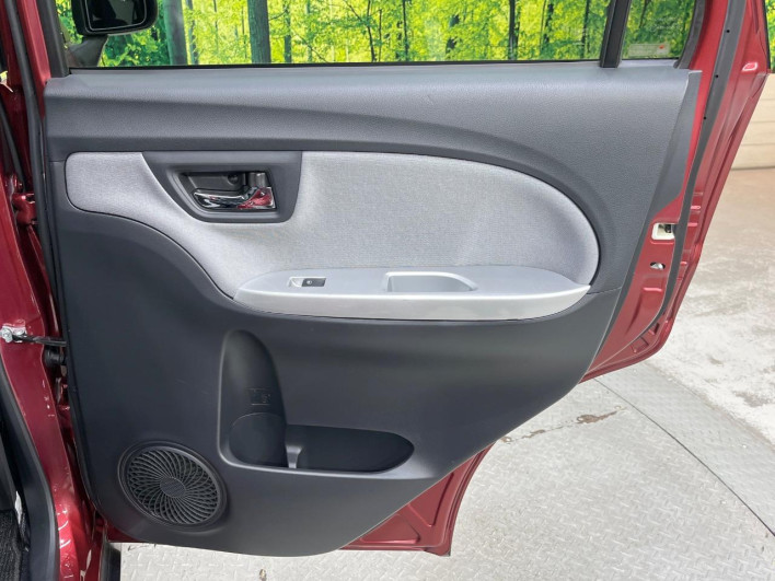 2015 Daihatsu Cast DBA-LA250S (UW-6a3755ce6a037)[25]
