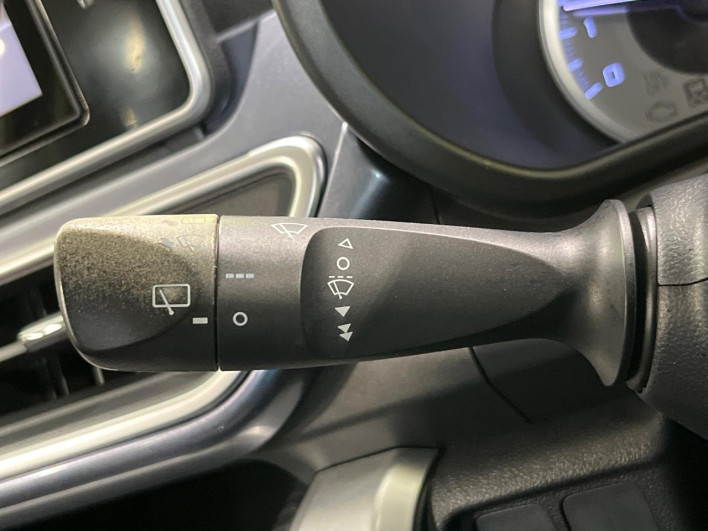2015 Daihatsu Cast DBA-LA250S (UW-6a3755cebfaa3)[12]
