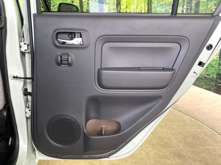 2022 Daihatsu Mira Tocot 5BA-LA550S (UW-6a3755d8e4e7a)[29]
