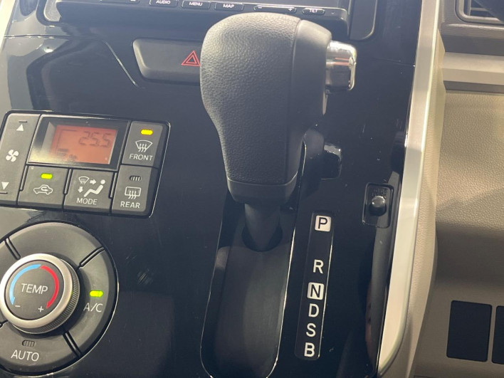 2017 Daihatsu Tanto DBA-LA600S (UW-6a3755ddae935)[14]
