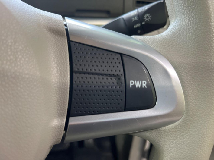 2017 Daihatsu Tanto DBA-LA600S (UW-6a3755ddae935)[17]