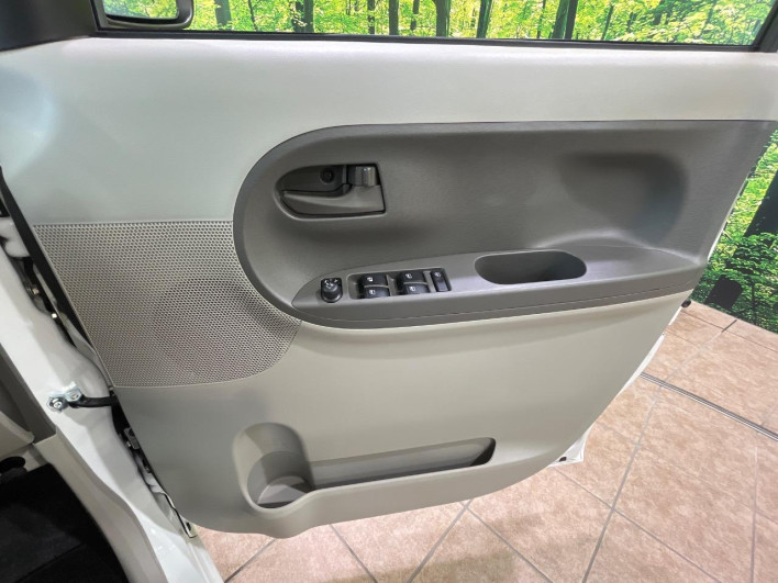 2017 Daihatsu Tanto DBA-LA600S (UW-6a3755ddae935)[24]