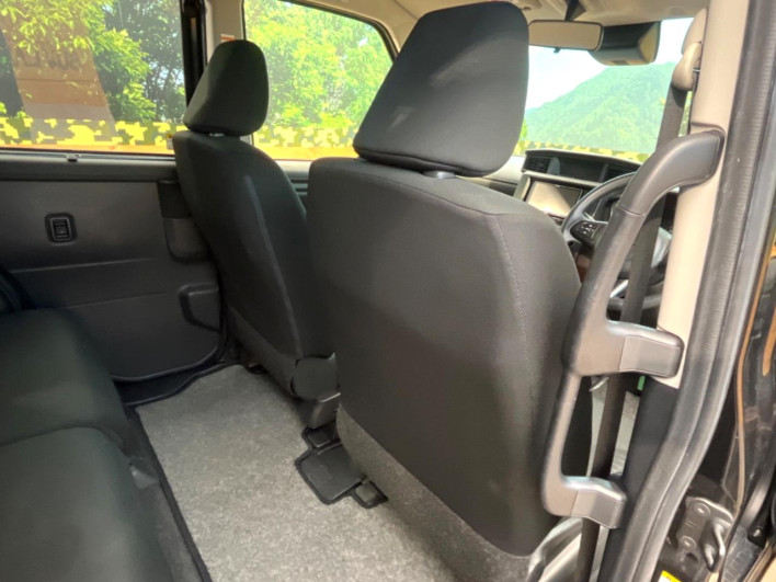 2019 Toyota Roomy DBA-M900A (UW-6a3755f9ed182)[21]