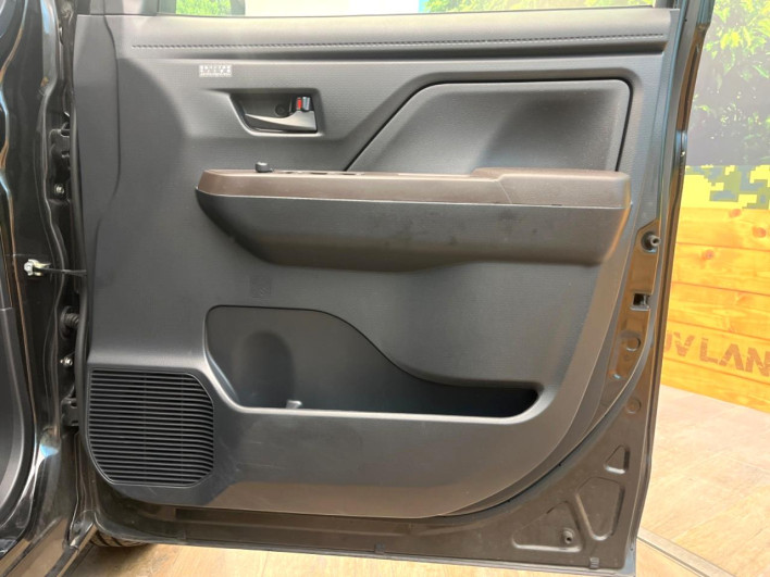 2019 Toyota Roomy DBA-M900A (UW-6a3755f9ed182)[17]
