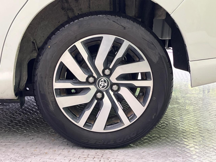 2019 Toyota Roomy DBA-M910A (UW-6a375604e13b3)[24]