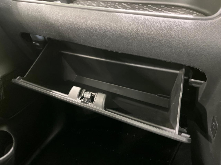 2017 Suzuki Solio DAA-MA46S (UW-6a37561359ac9)[5]
