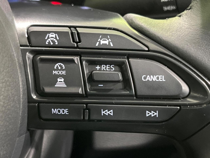 2025 Toyota Yaris Cross 5BA-MXPB15 (UW-6a37564edebbc)[21]