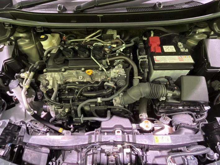 2025 Toyota Yaris Cross 5BA-MXPB15 (UW-6a37564edebbc)[4]