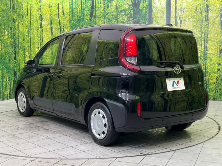 2023 Toyota Sienta 6AA-MXPL10G (UW-6a37565d9648a)[10]