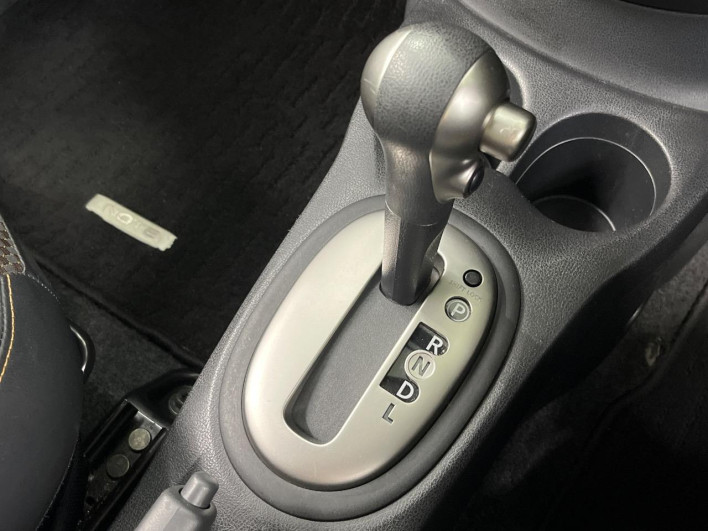 2016 Nissan Note DBA-NE12 (UW-6a37567a26bde)[25]