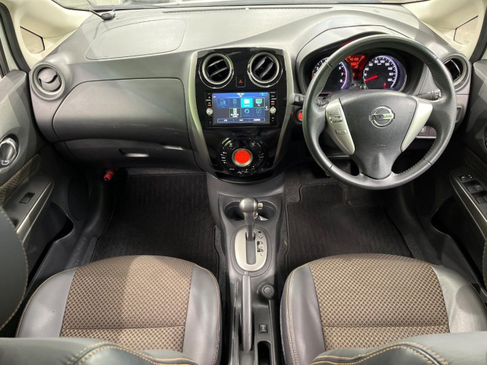 2016 Nissan Note DBA-NE12 (UW-6a37567a26bde)[19]
