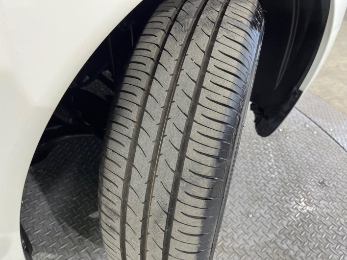2016 Nissan Note DBA-NE12 (UW-6a37567a26bde)[5]