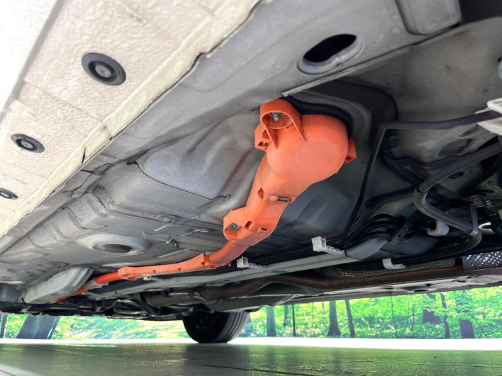 2015 Toyota Aqua DAA-NHP10 (UW-6a37567be03b1)[25]