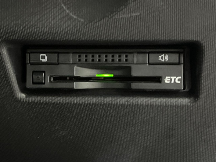 2015 Toyota Aqua DAA-NHP10 (UW-6a37567c4c912)[18]