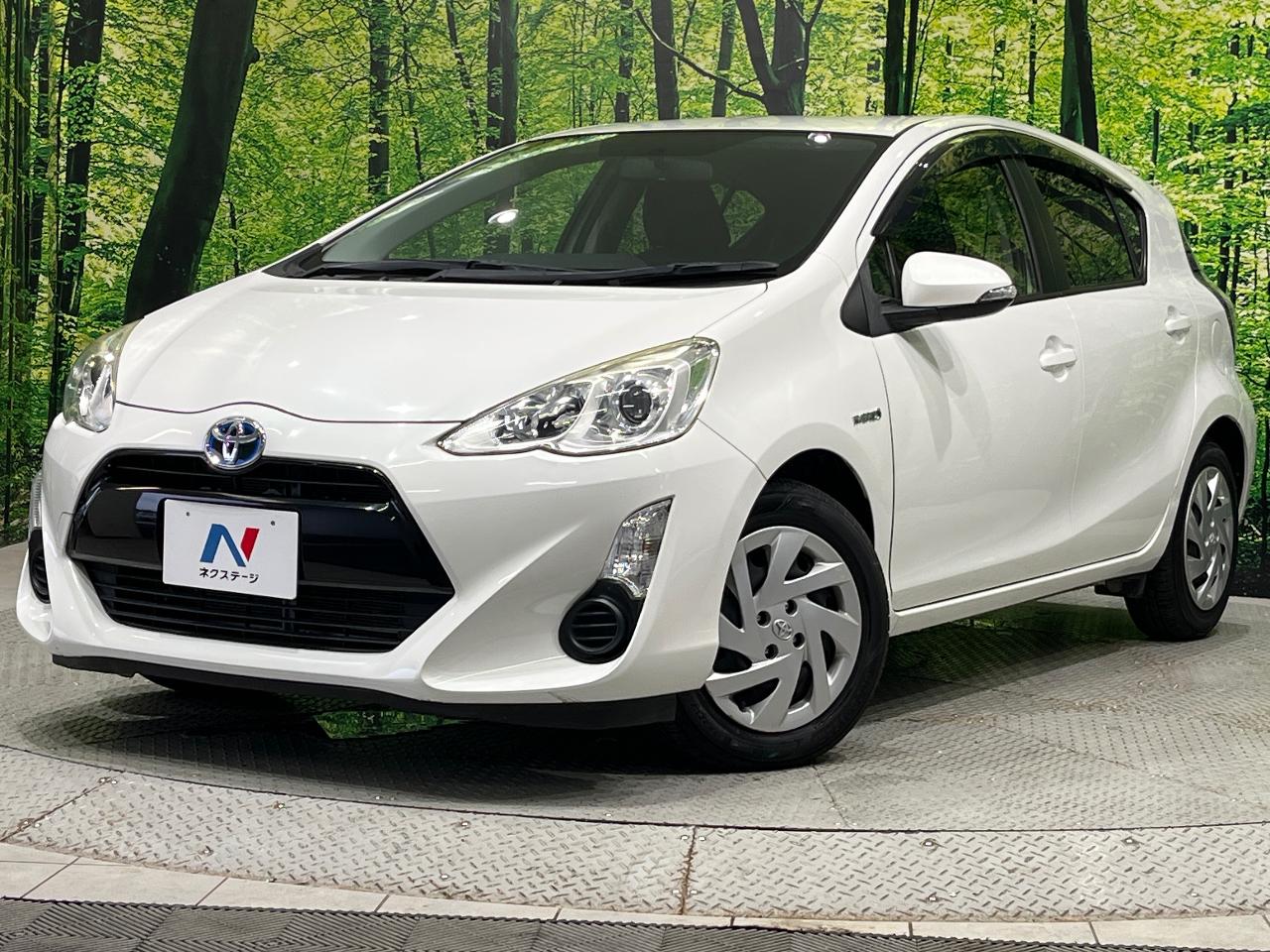 2015 Toyota Aqua DAA-NHP10