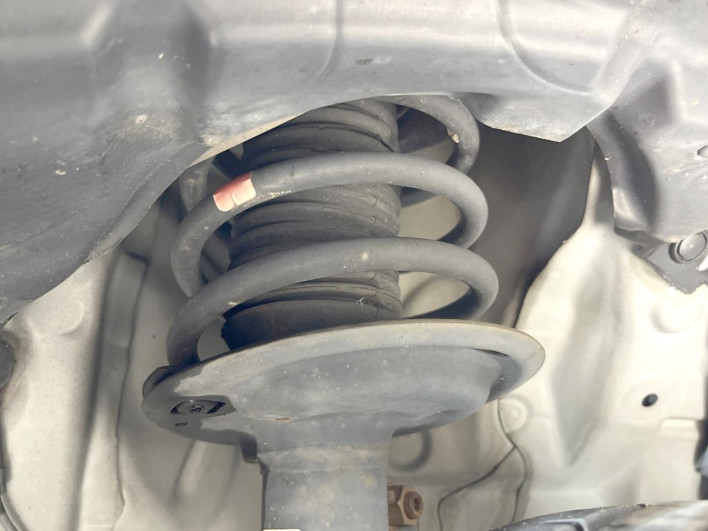 2015 Toyota Aqua DAA-NHP10 (UW-6a37567c6ecdc)[17]