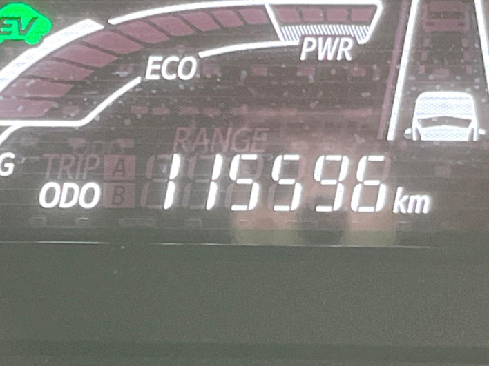 2015 Toyota Aqua DAA-NHP10 (UW-6a37567c6ecdc)[2]