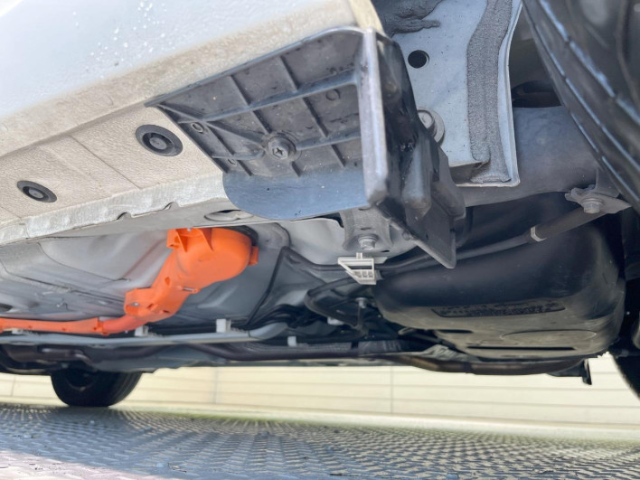2021 Toyota Aqua 6AA-NHP10 (UW-6a37567f1186c)[14]
