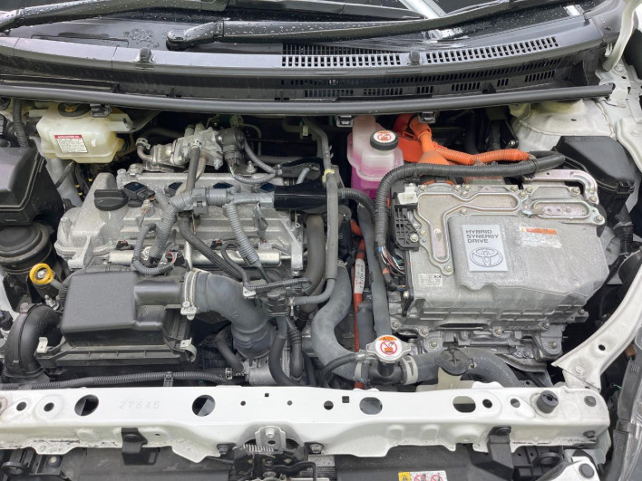 2021 Toyota Aqua 6AA-NHP10 (UW-6a37567f1186c)[4]
