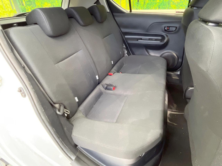2021 Toyota Aqua 6AA-NHP10 (UW-6a37567f1186c)[27]