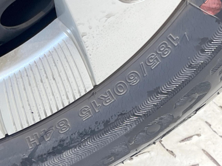 2021 Toyota Aqua 6AA-NHP10 (UW-6a37567f1186c)[5]