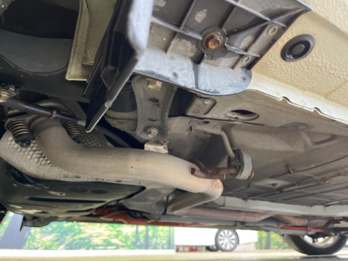 2013 Toyota Aqua DAA-NHP10 (UW-6a37567f9103a)[14]