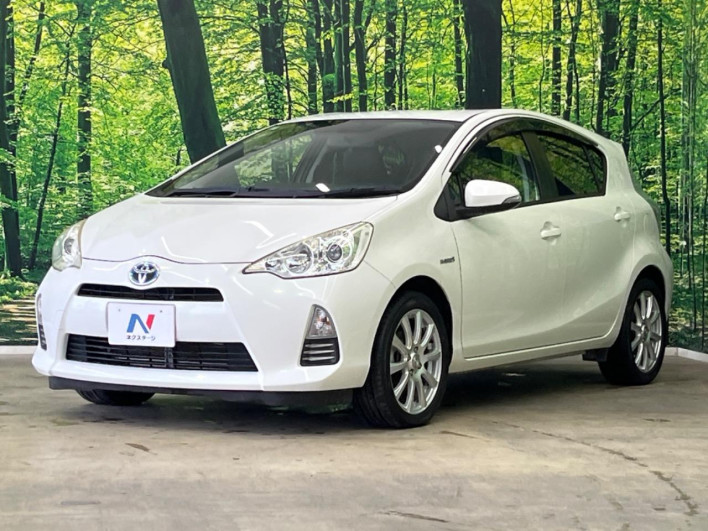 2013 Toyota Aqua DAA-NHP10 (UW-6a37567f9103a)[23]