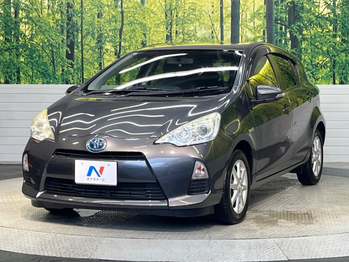 2013 Toyota Aqua DAA-NHP10 (UW-6a37567fd25d4)[5]