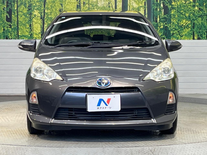 2013 Toyota Aqua DAA-NHP10 (UW-6a37567fd25d4)[25]