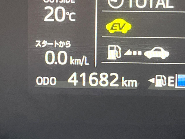 2019 Toyota Aqua DAA-NHP10 (UW-6a375686cfd3e)[2]