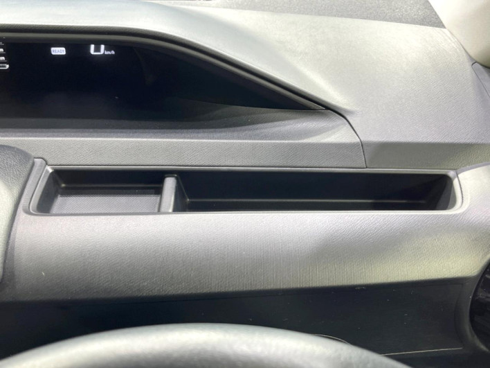 2019 Toyota Aqua DAA-NHP10 (UW-6a375686cfd3e)[24]